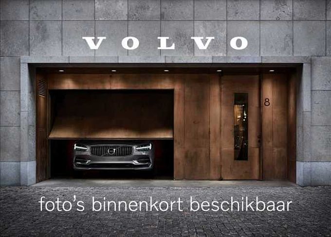 Volvo V60 B4 Mild hybrid Plus Dark